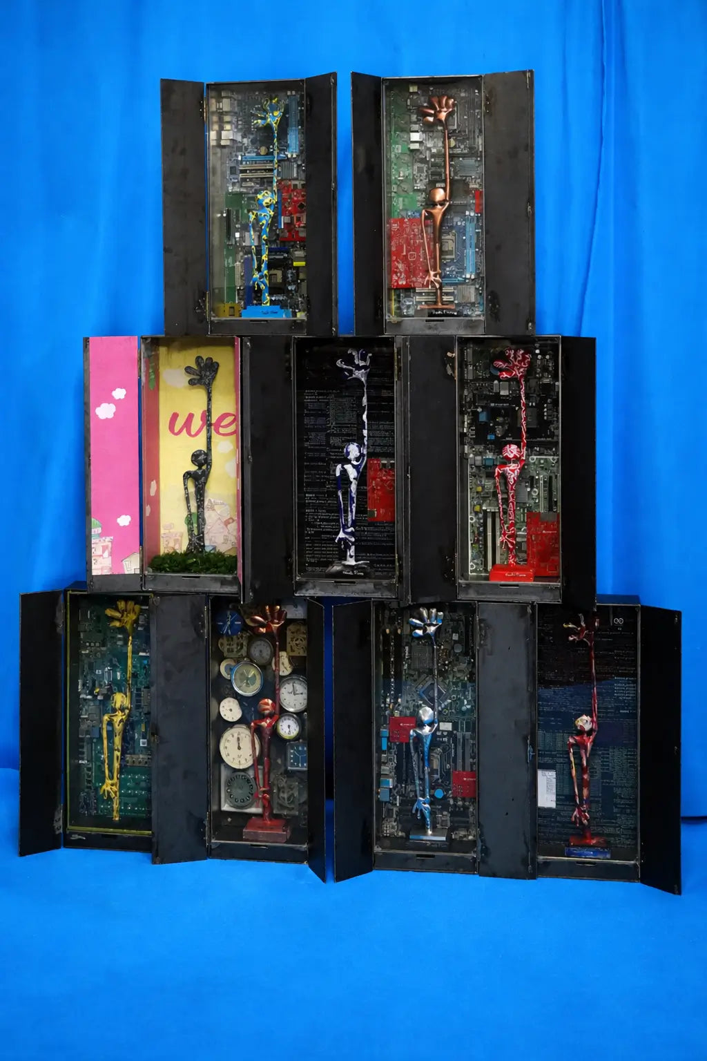 Santi Flores X Area Project